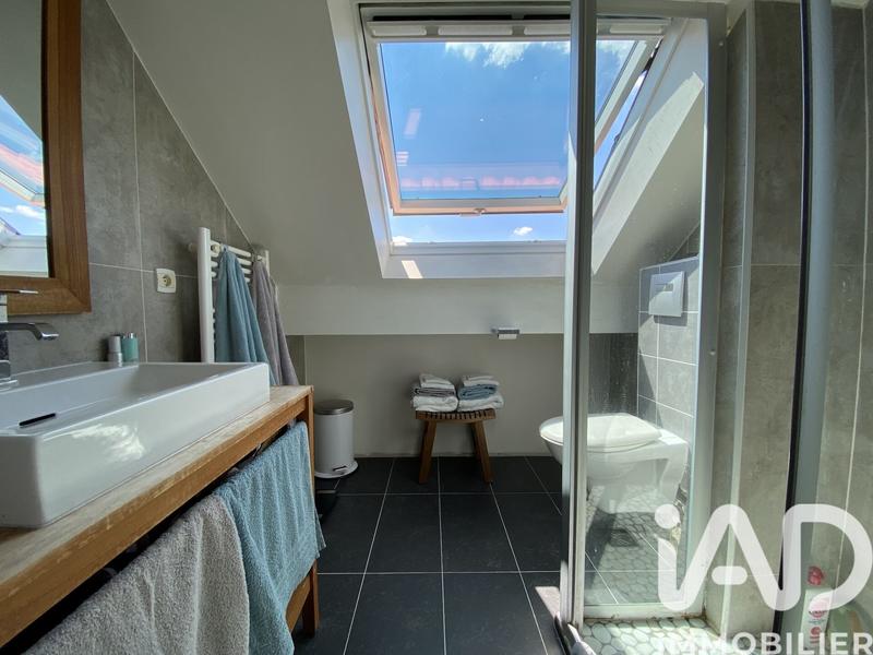 Appartement - 96 m² - 6 pièces