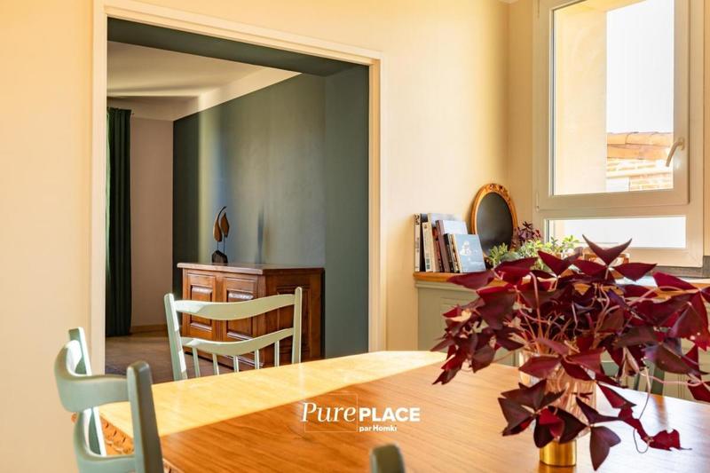 Maison - 390 m² - 7 pièces