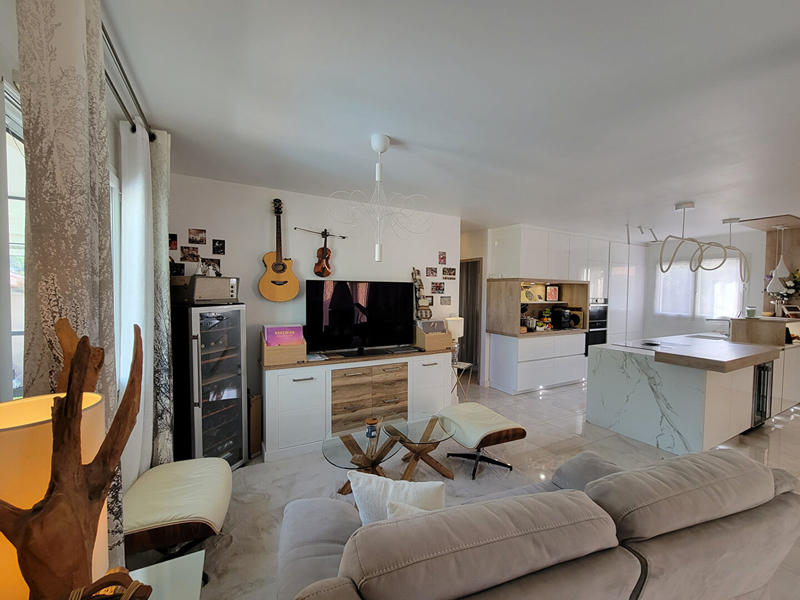 Maison - 82 m² - 3 pièces