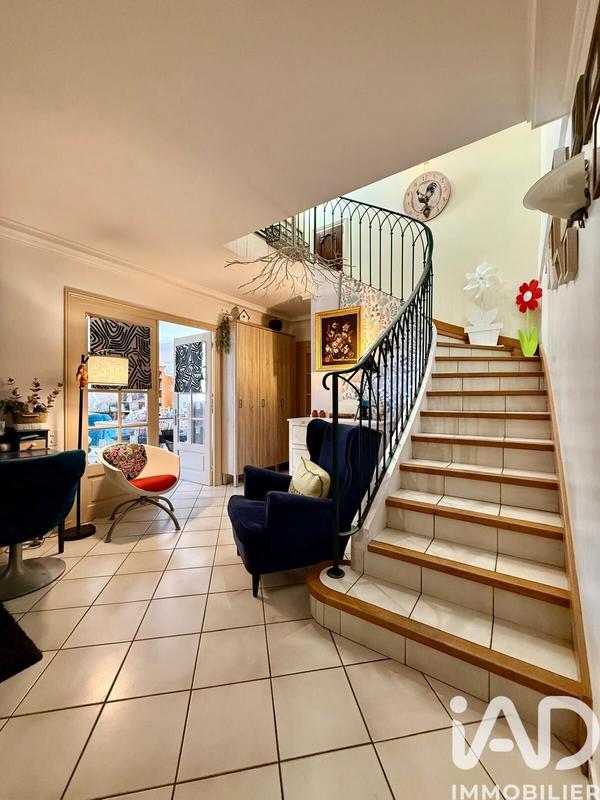 Maison de maîtres - 172 m² - 8 pièces