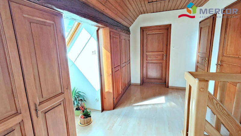 Maison ancienne - 198 m² - 8 pièces