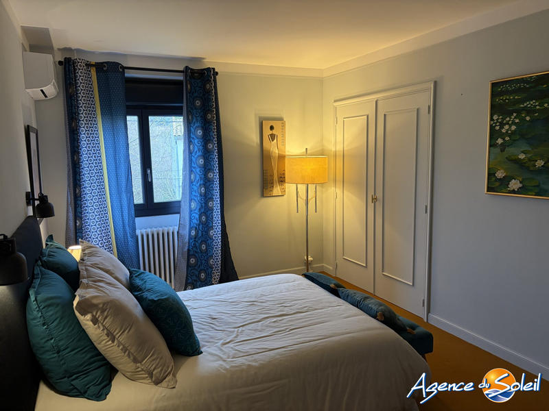 Maison - 267 m² - 7 pièces