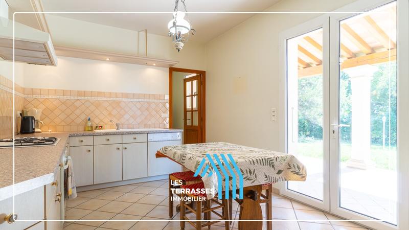 Maison ancienne - 188 m² - 6 pièces