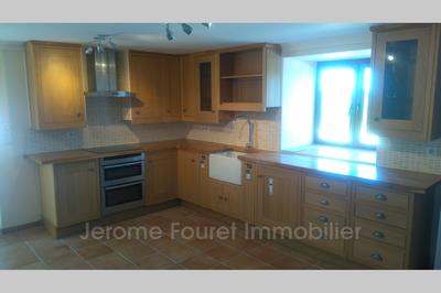 Maison - 900 m² - 6 pièces