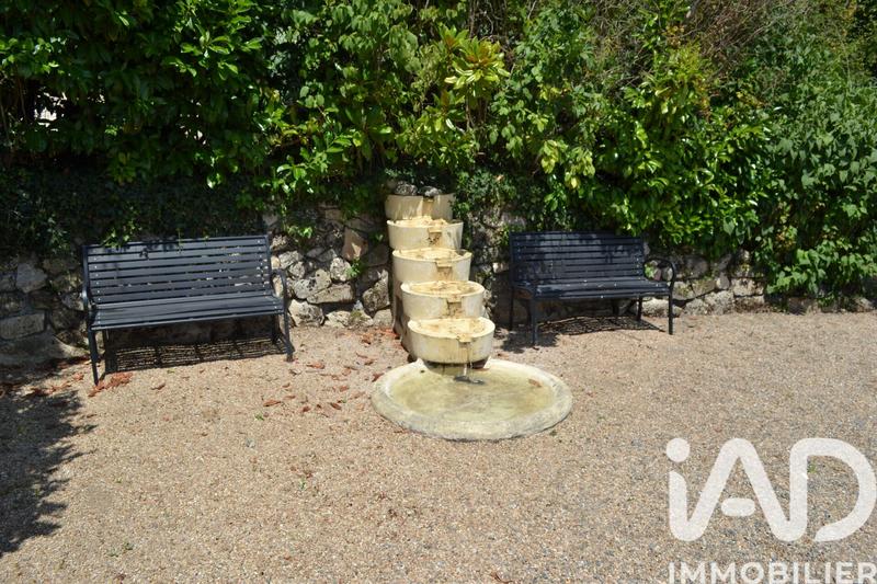 Maison - 340 m² - 17 pièces