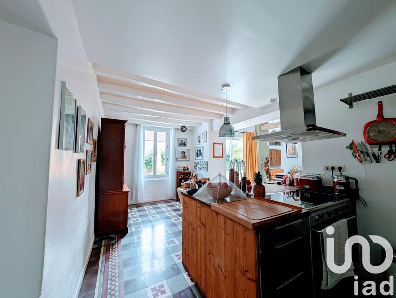 Maison - 210 m² - 6 pièces