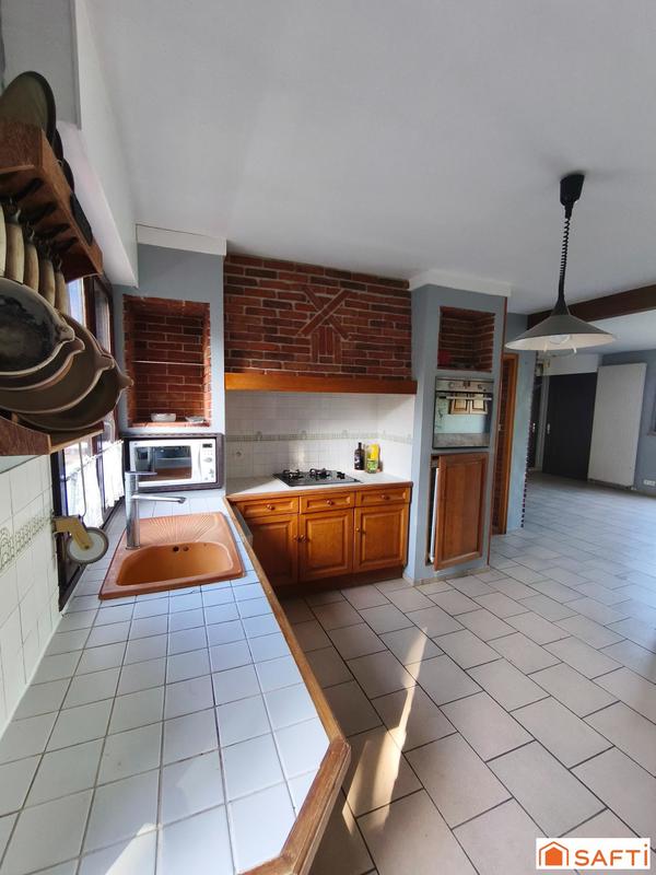 Maison - 95 m² - 5 pièces