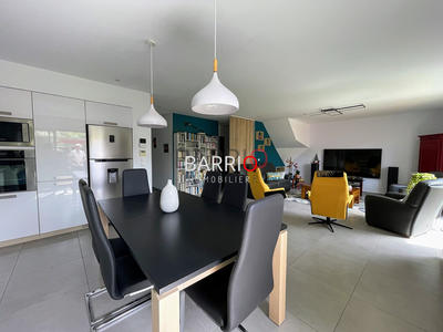 Maison - 125 m² - 6 pièces