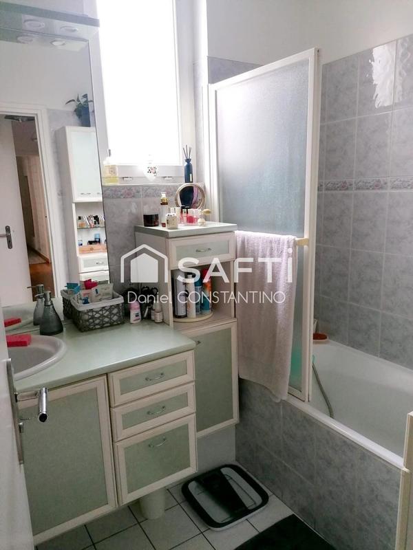 Appartement - 90 m² - 5 pièces