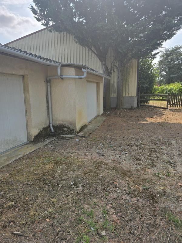 Maison de village - 162 m² - 9 pièces