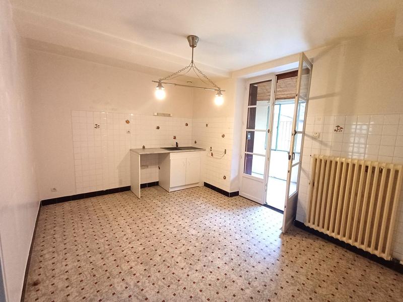 Maison - 95 m² - 5 pièces