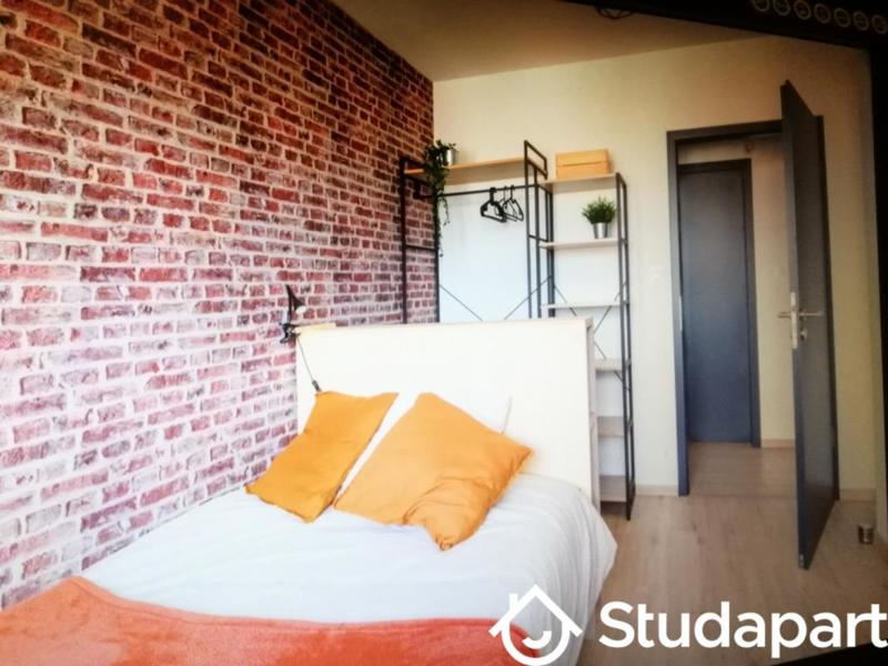 Chambre - 11 m² - 1 pièce