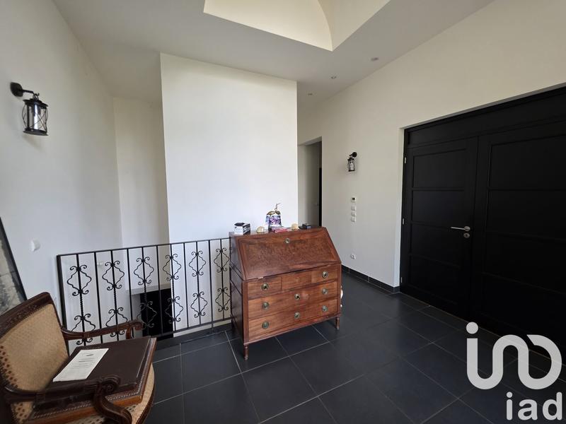 Appartement - 198 m² - 7 pièces