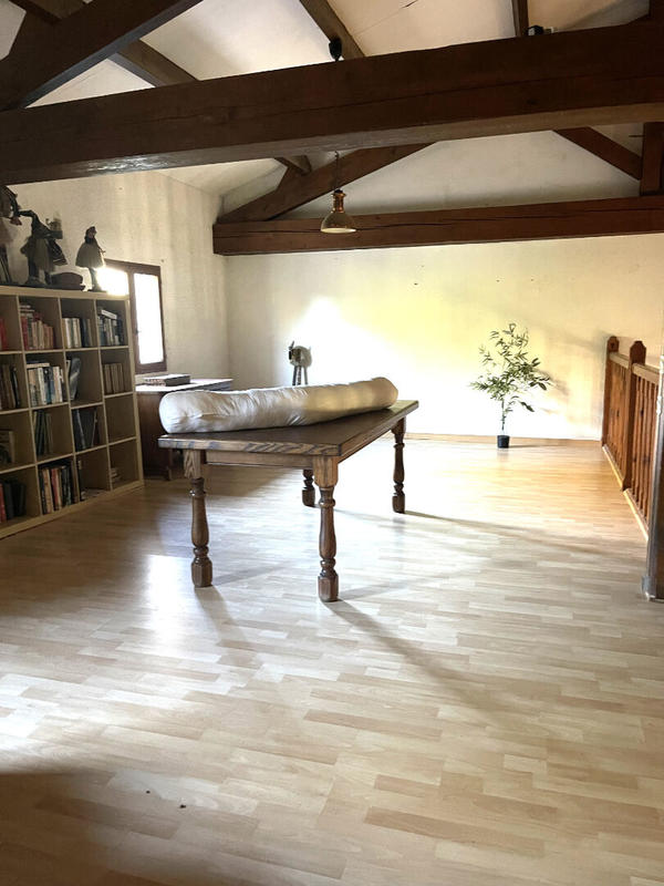 Maison - 280 m² - 8 pièces