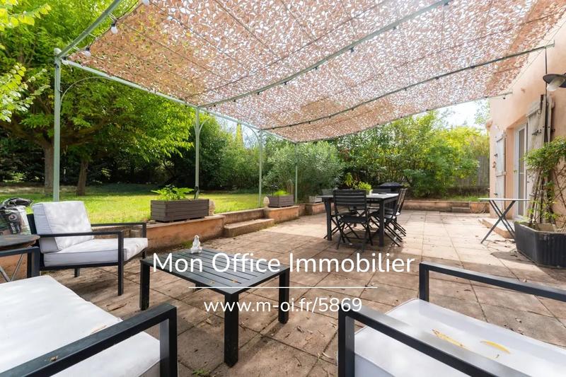 Villa - 180 m² - 5 pièces