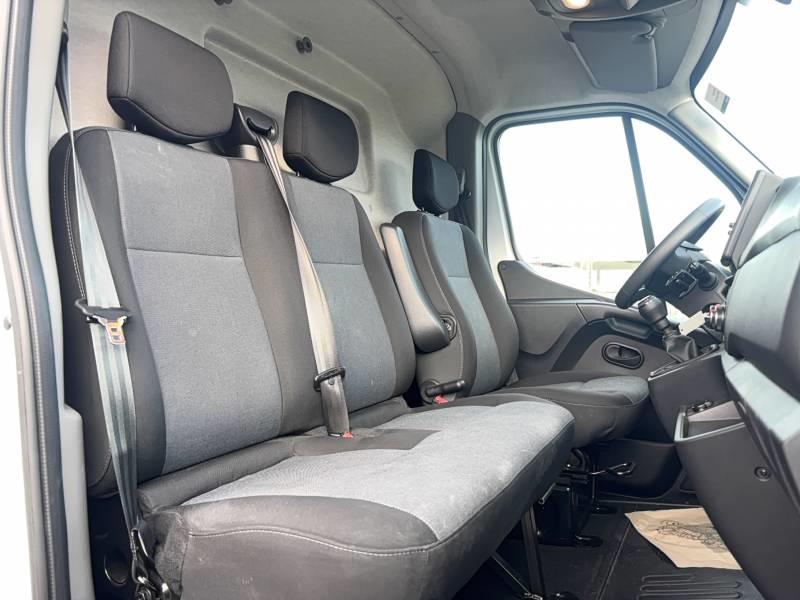 Renault Master Fourgon Fgn Trac F3500 L2h2 Blue Dci 135 Confort