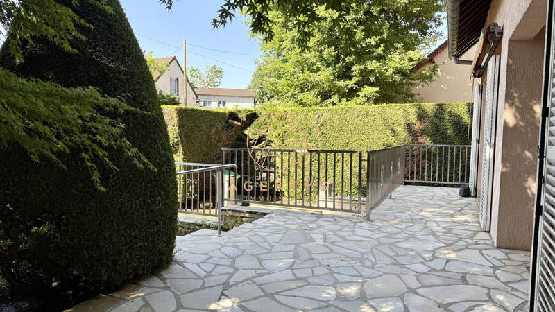 Maison - 165 m² - 6 pièces