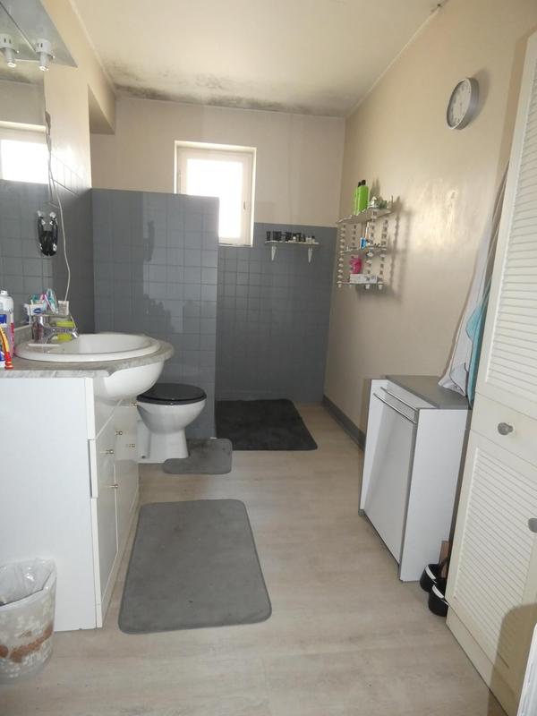 Maison - 180 m² - 7 pièces