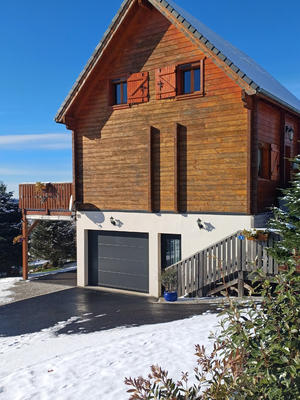 Châlet - 81 m² - 8 pièces