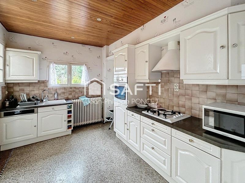 Maison - 131 m² - 7 pièces