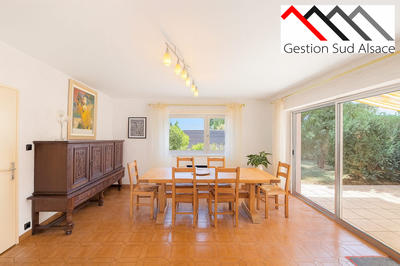 Maison - 108 m² - 5 pièces