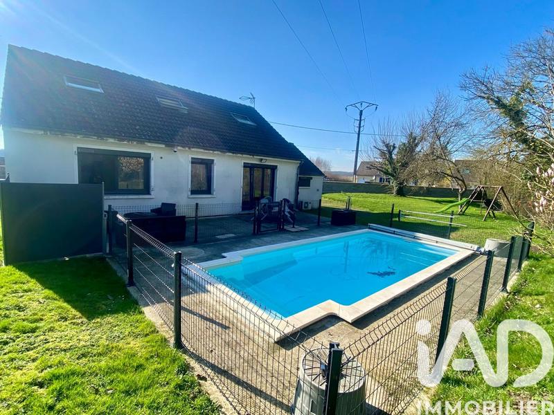 Maison de village - 110 m² - 6 pièces