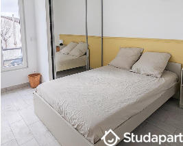 Chambre - 15 m² - 1 pièce