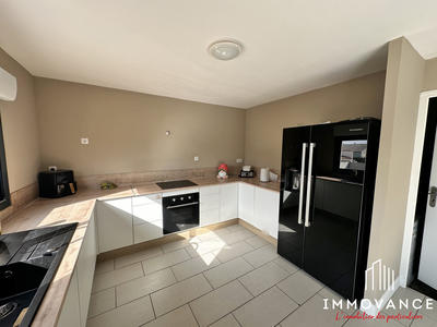 Maison - 145 m² - 4 pièces