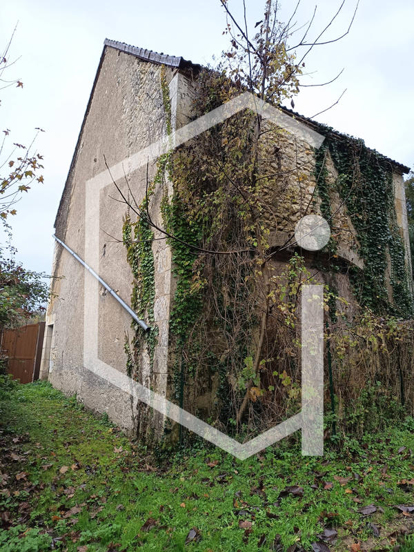 Maison - 96 m² - 7 pièces