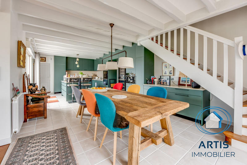 Maison - 185 m² - 7 pièces