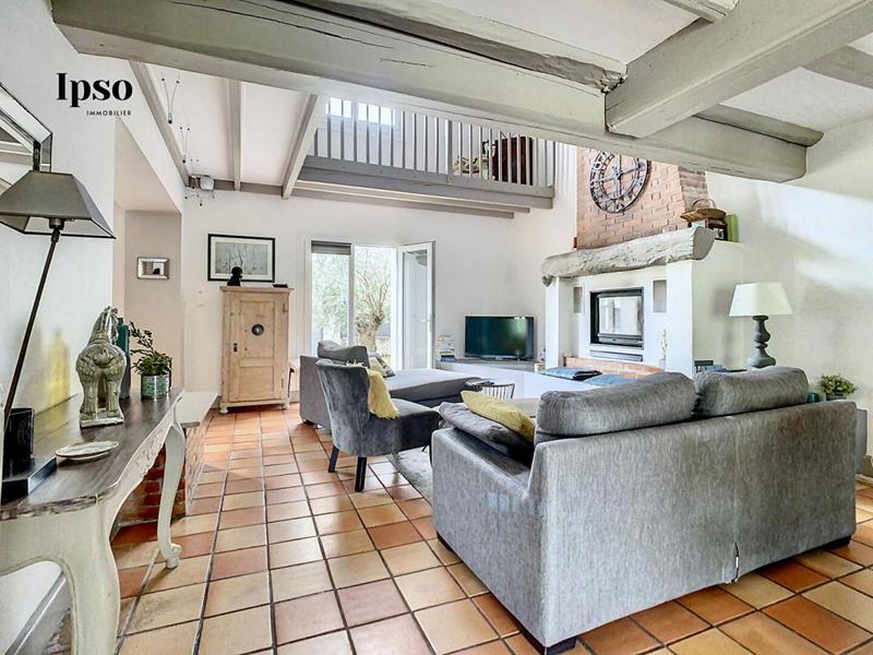 Maison - 183 m² - 6 pièces