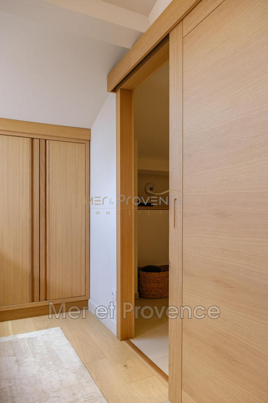 Appartement - 90 m² - 3 pièces