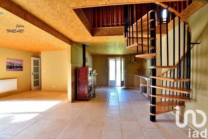 Maison - 224 m² - 6 pièces