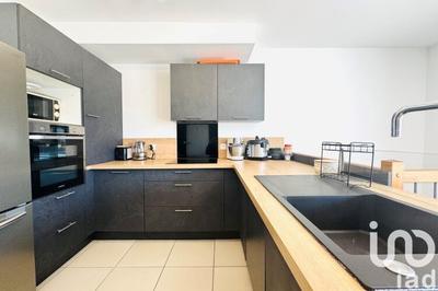 Duplex - 94 m² - 4 pièces