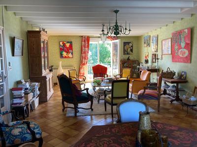 Maison - 200 m² - 7 pièces