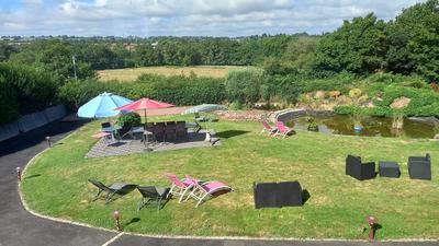 Maison - 330 m² - 11 pièces