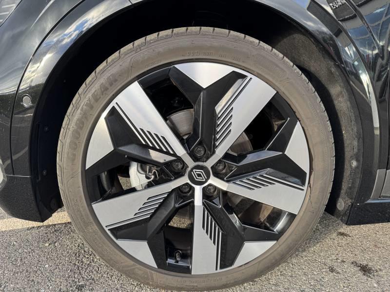 Renault Mégane E-Tech 220 ch autonomie confort Gsr2 Techno