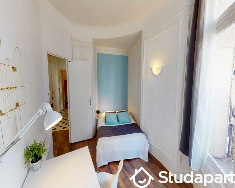 Chambre - 90 m² - 1 pièce