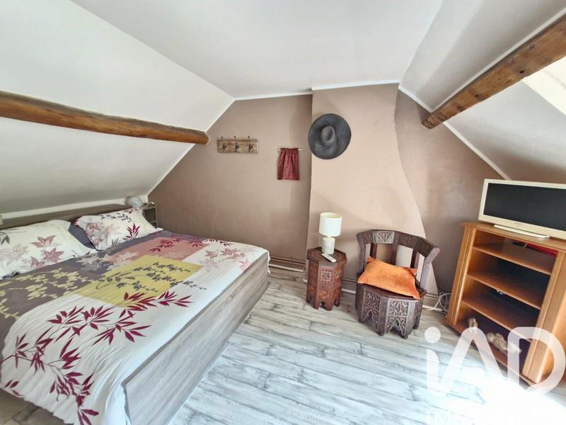 Maison - 200 m² - 11 pièces