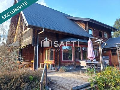 Châlet - 214 m² - 6 pièces