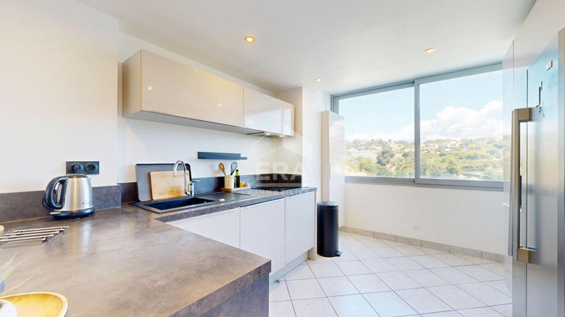 Appartement - 72 m² - 4 pièces