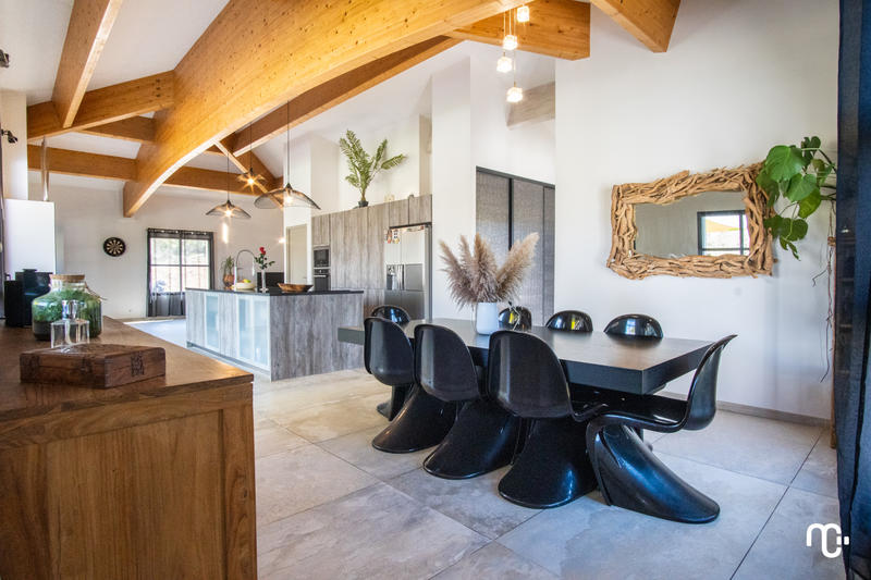 Maison - 177 m² - 5 pièces