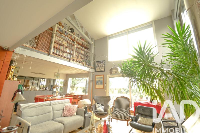 Maison de maîtres - 235 m² - 8 pièces