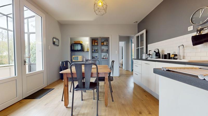 Maison traditionnelle - 109 m² - 6 pièces