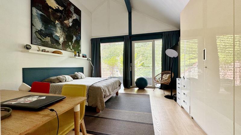 Maison d'architecte - 300 m² - 8 pièces