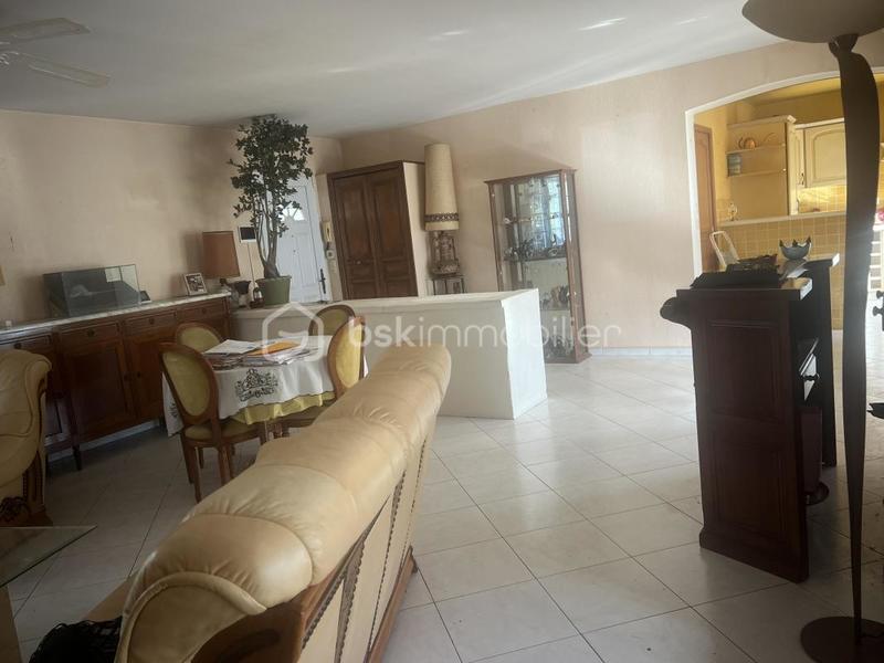 Maison traditionnelle - 136 m² - 6 pièces