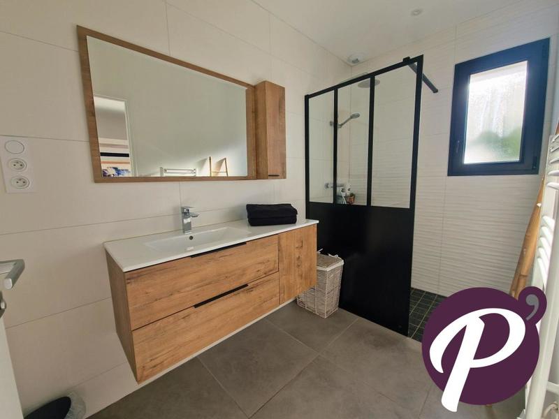 Maison - 158 m² - 6 pièces