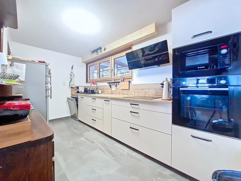 Appartement - 115 m² - 5 pièces