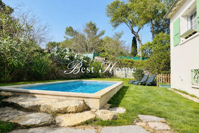 Maison - 170 m² - 6 pièces