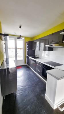 Maison - 80 m² - 5 pièces